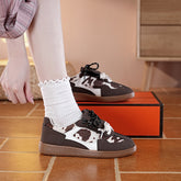 Lässiger Sneaker mit Stern-Leoparden-Print